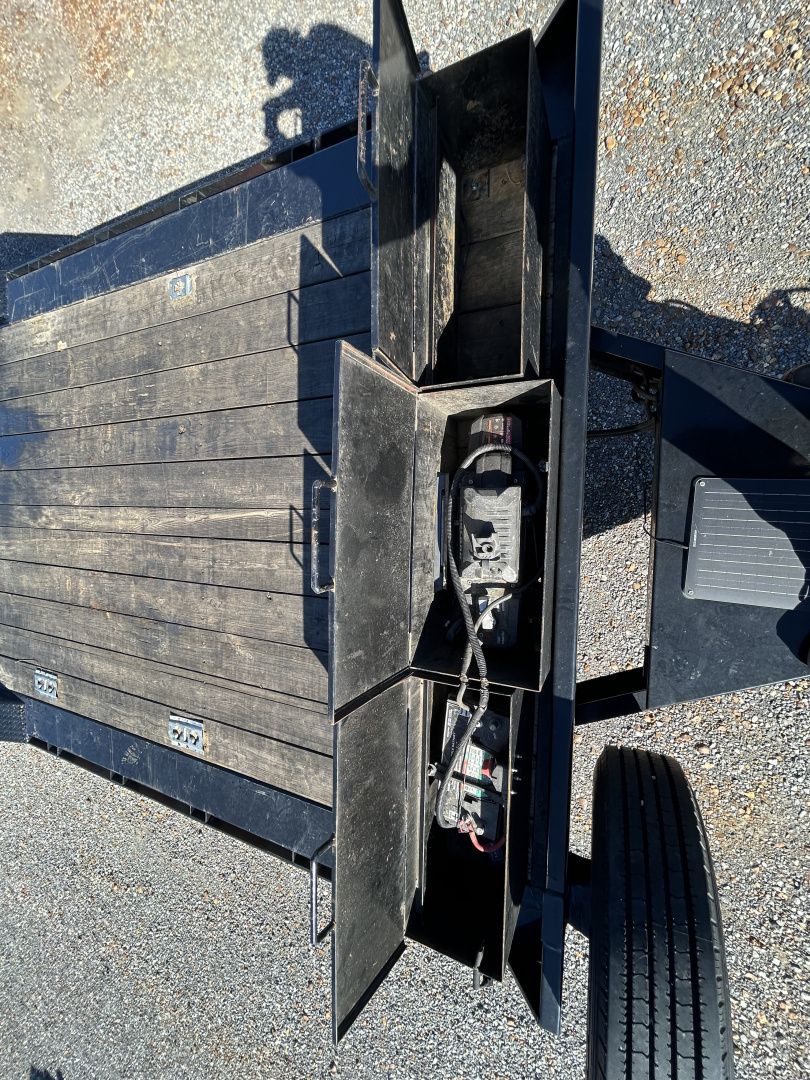 Used 2023 MAXXD 102" X 24' 16K Power Tilt Trailer