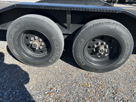 Used 2023 MAXXD 102" X 24' 16K Power Tilt Trailer