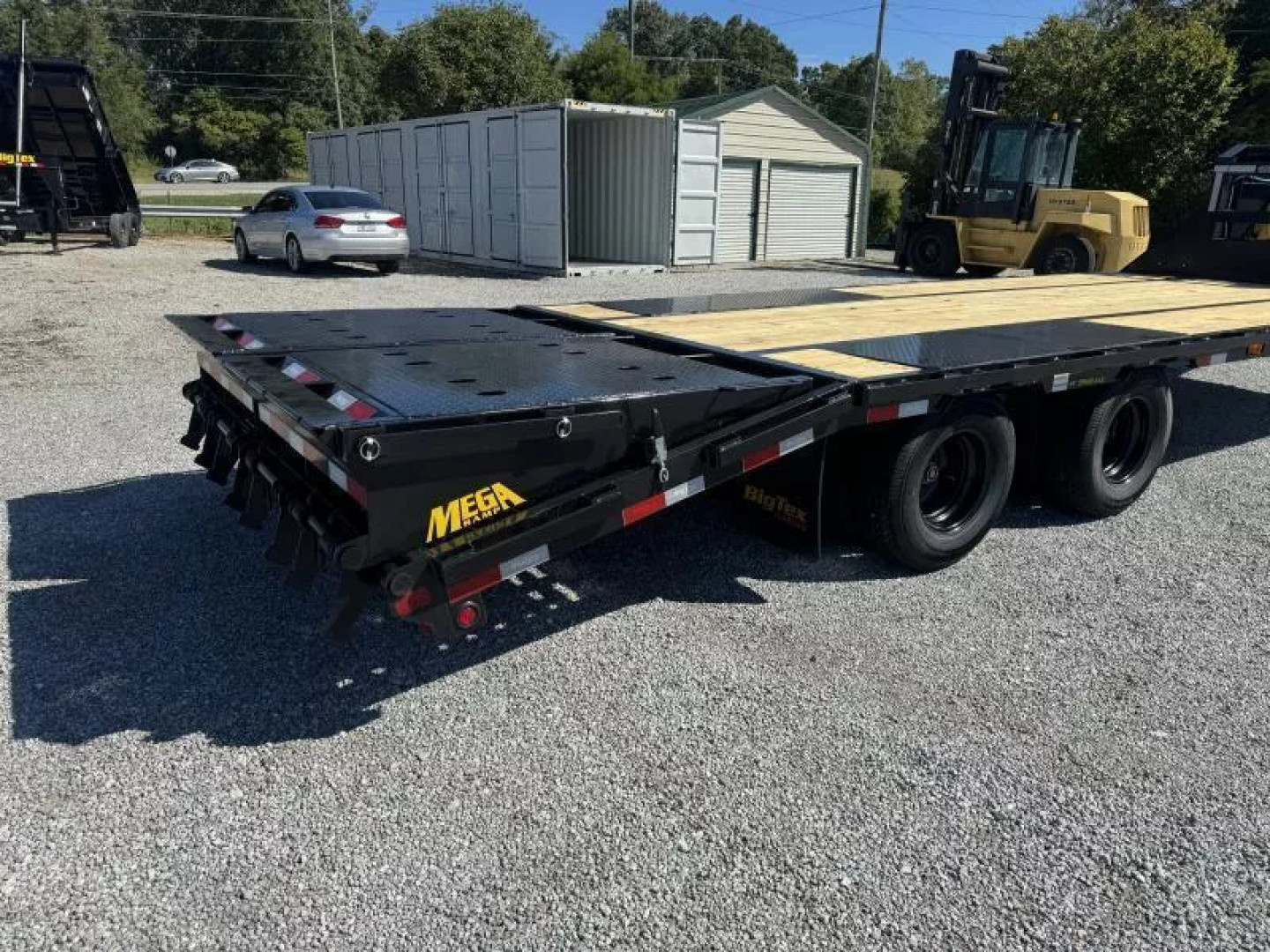 New 2026 Big Tex 22GN 20+5 GOOSENECK TRAILER MEGA RAMPS 2 SPEED JACKS