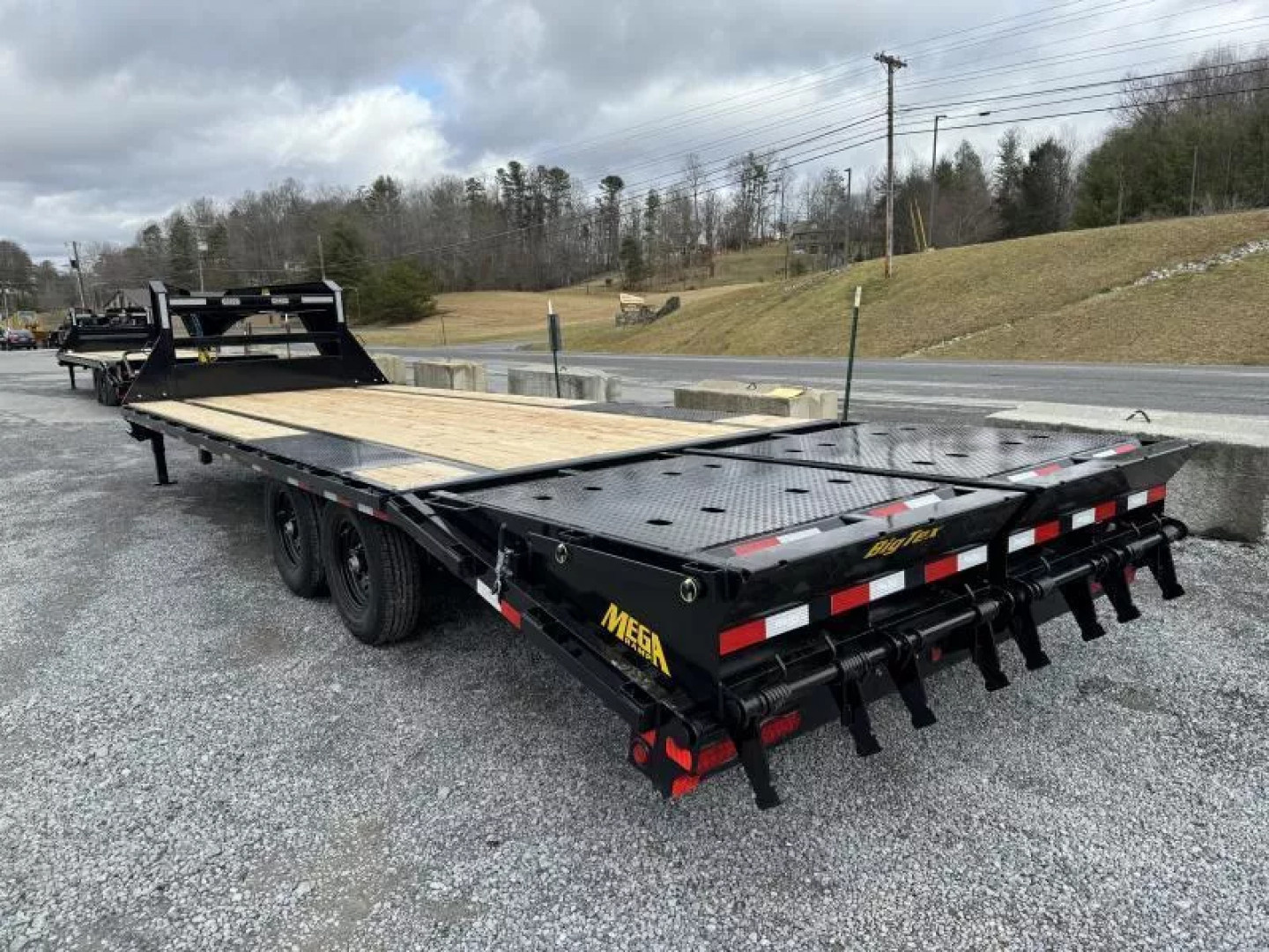 New 2026  Big Tex 14GN-20+5 gooseneck Trailer mega ramps 15.9k G.V.W.R.