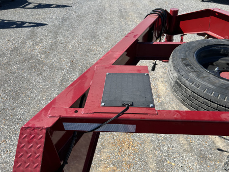 New 2026 MAXXD 102" X 28' 18K Gooseneck Power Tilt Trailer