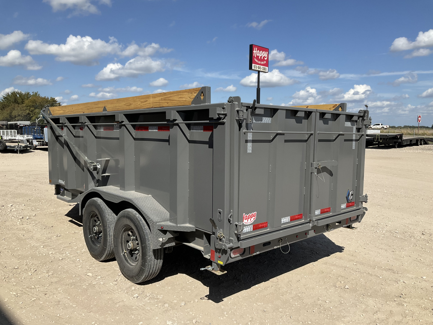 New 2026 Diamond C 82"x14' BP HD Low Profile Telescopic Dump w/ 44" Sides - LPT207 Pacesetter Edition