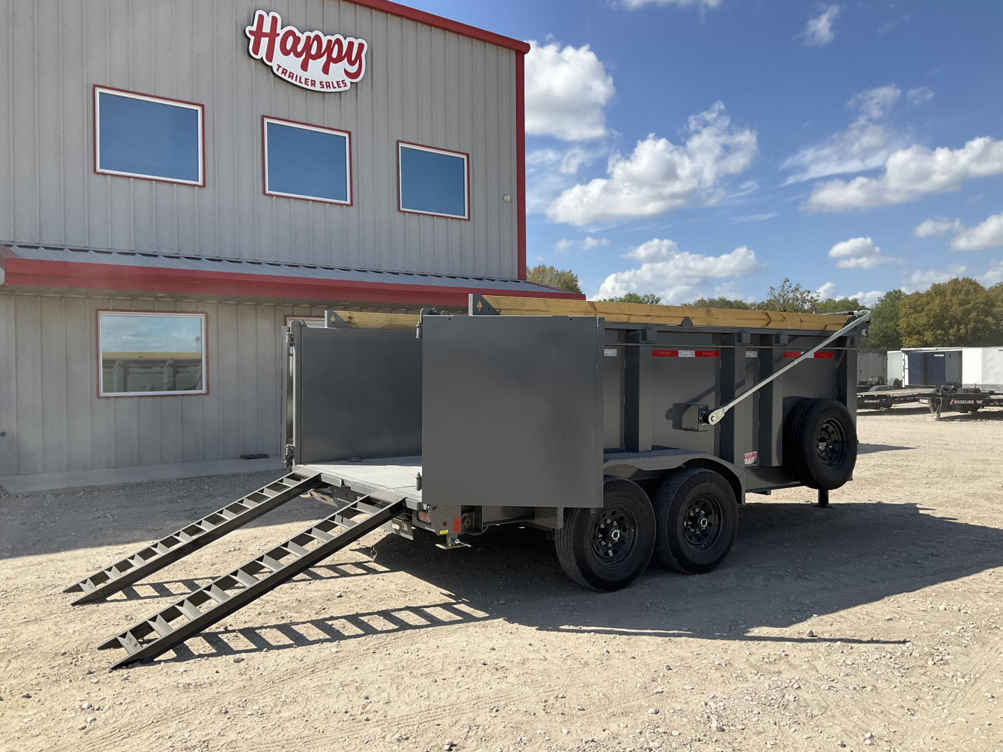 New 2026 Diamond C 82"x14' BP HD Low Profile Telescopic Dump w/ 44" Sides - LPT207 Pacesetter Edition