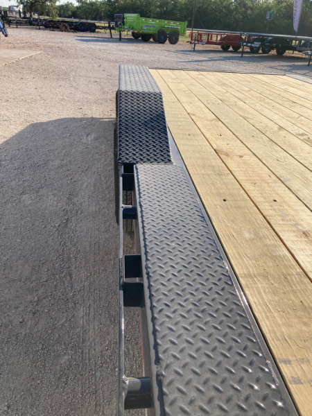 New 2026 Load Trail GC 102" x 28' Tandem Gooseneck Carhauler