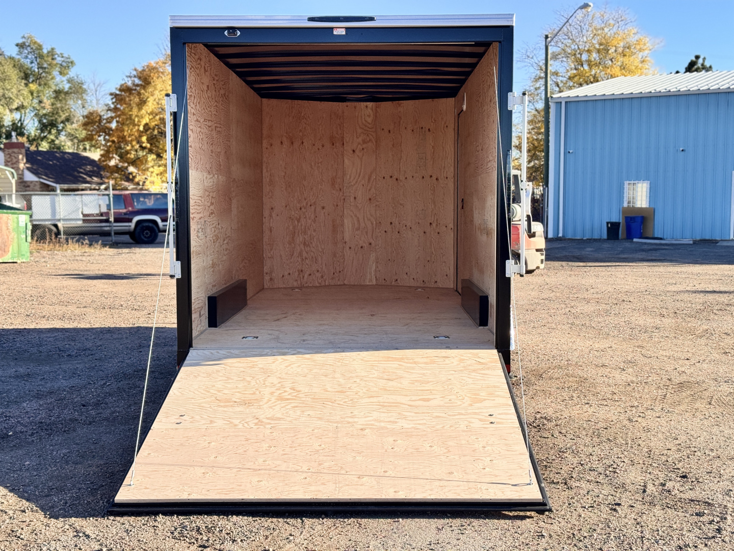 New 2026 Royal Cargo Trailers 7.5-16-1.5V Enclosed