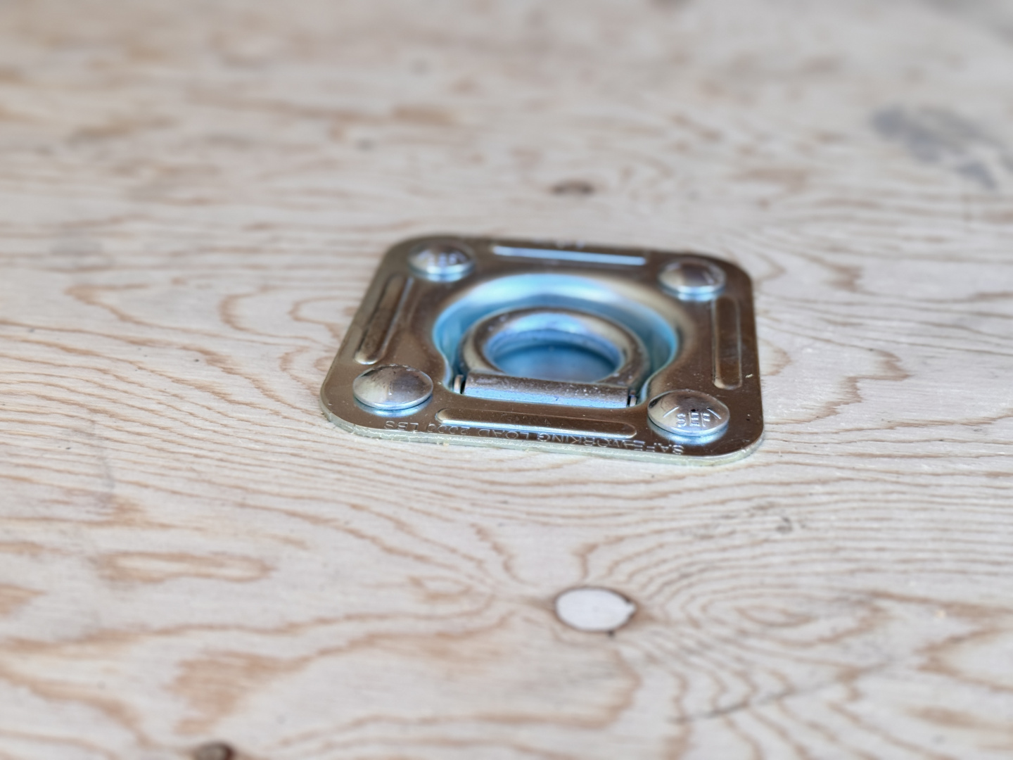 New 2026 Royal Cargo Trailers 7.5-16-1.5V Enclosed