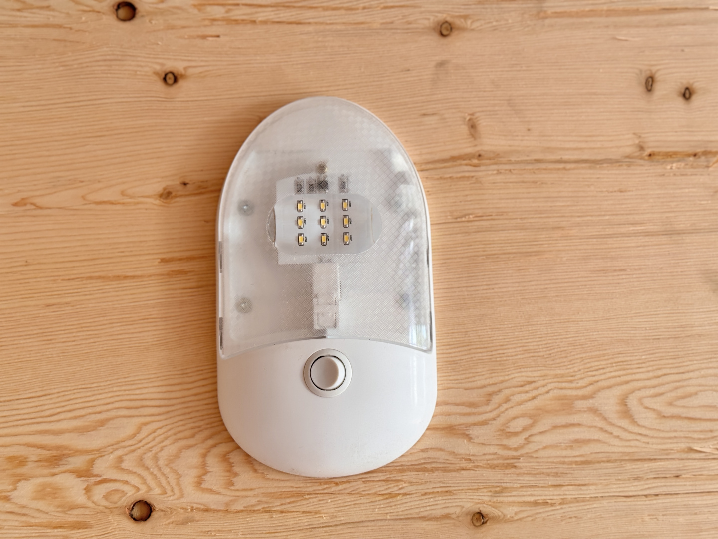 New 2026 Royal Cargo Trailers 7.5-16-1.5V Enclosed