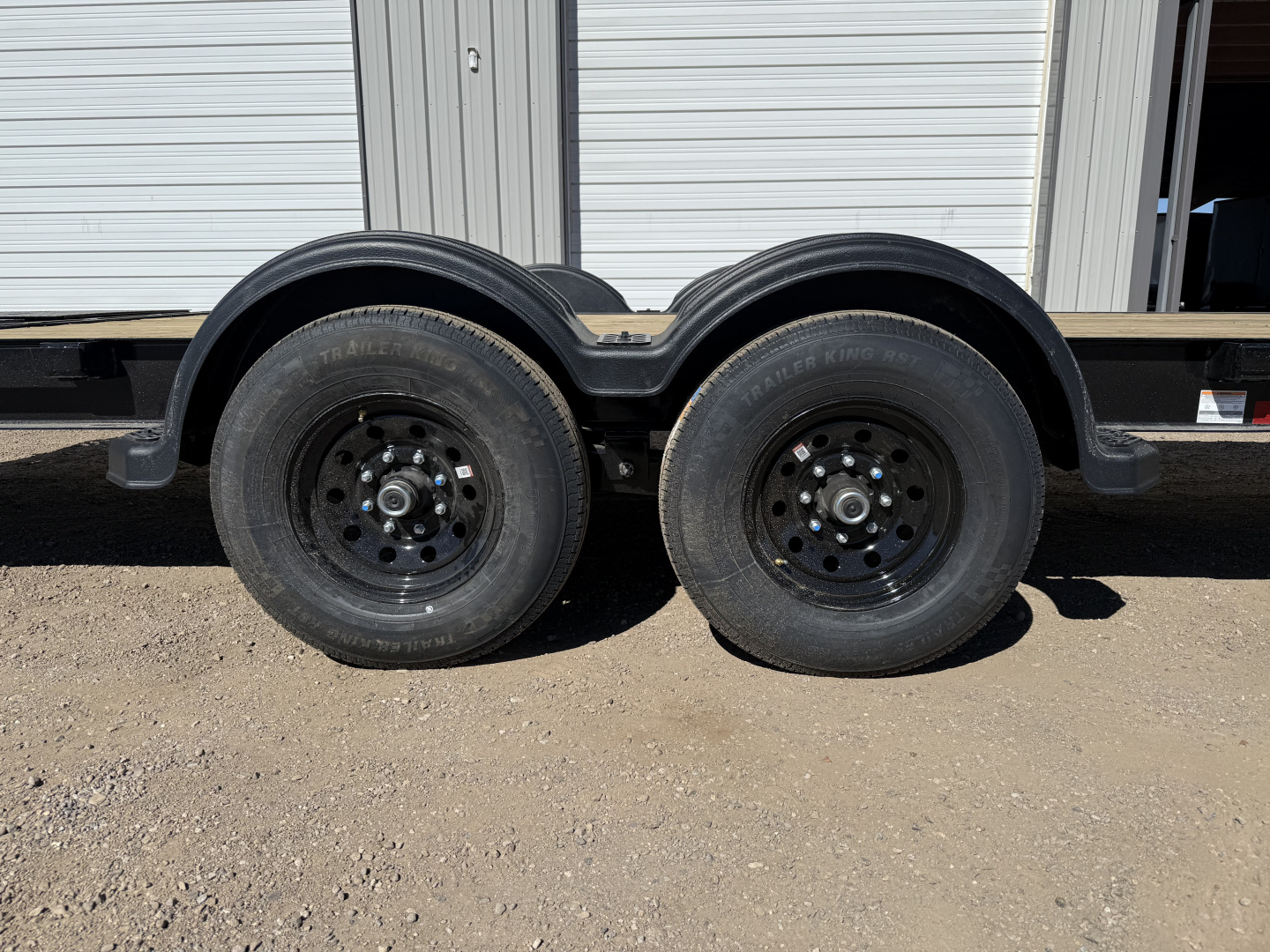 New 2026 PJ 83''x24' BP 8" I-Beam Equipment Trailer - EV