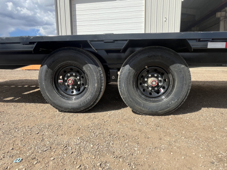 New 2026 PJ 102"x36' GN Low-Pro Flatbed w/ Singles - LX