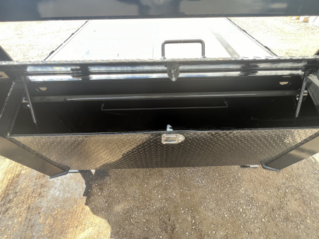 New 2026 PJ 102"x36' GN Low-Pro Flatbed w/ Singles - LX