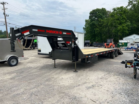 New 2026 MAXX-D YDB 32' HYD DOVE, HYD JACK Equipment Trailer