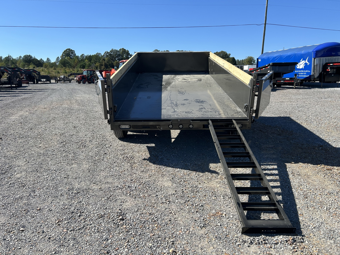 New 2026 MAXXD Dump Trailer | 83" x 14' | 14K GVWR