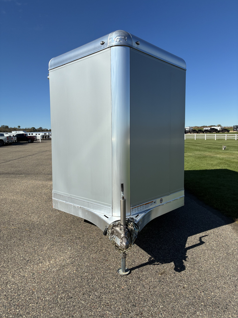 Used 2025 4-Star 2H BP Slant Load Horse Trailer - DEMO