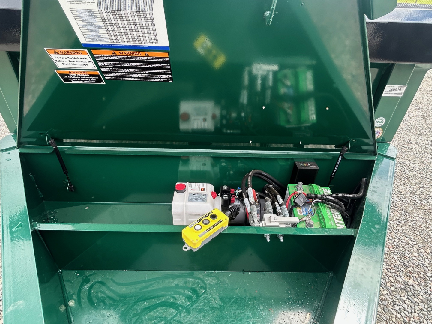 New 2026 Load Trail 7X16 14K Low Pro w/ 2' Sides Dump Trailer