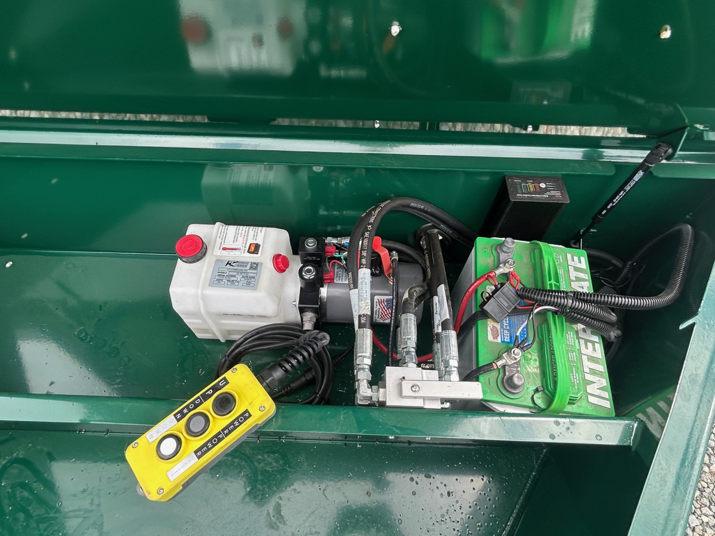 New 2026 Load Trail 7X16 14K Low Pro w/ 2' Sides Dump Trailer