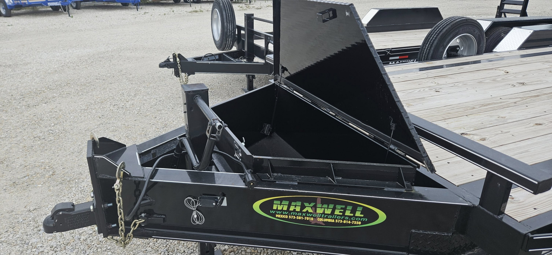 New 2025 Maxwell 20K# GVWR Flatbed Equipment Trailer
