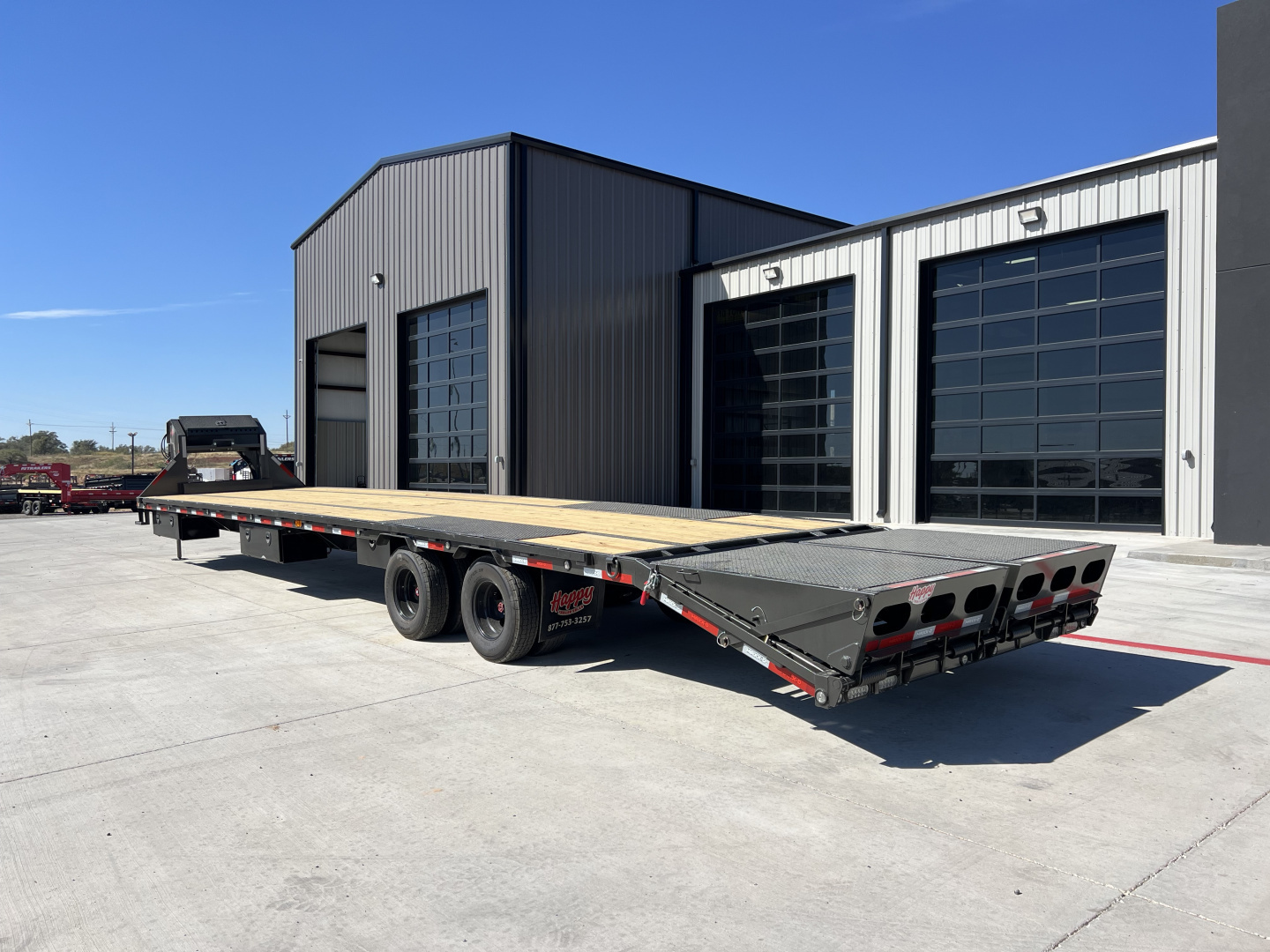 New 2026 MAXX-D 102"x40' Low-Pro Air-Ride w/ Duals- LDX