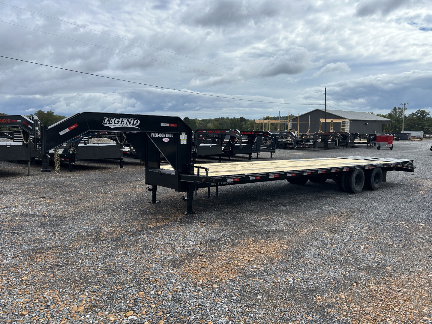 New 2026 Legend 102"X32' 22.5K Gooseneck Flatbed Trailer