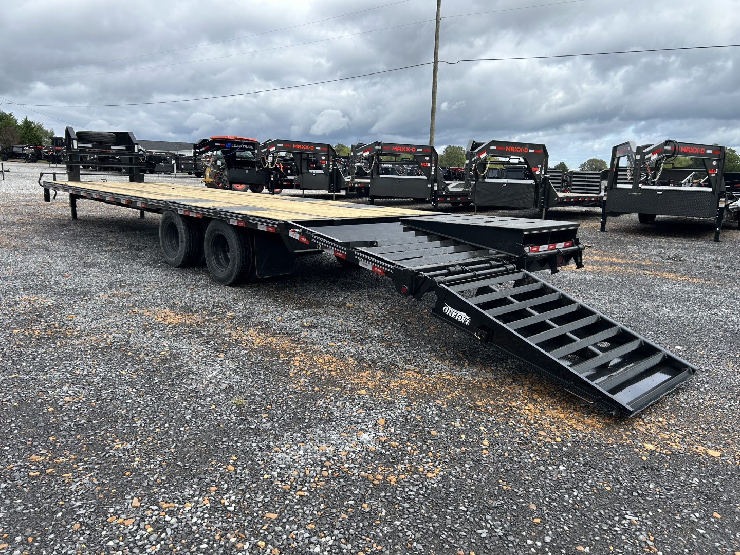 New 2026 Legend 102"X32' 22.5K Gooseneck Flatbed Trailer
