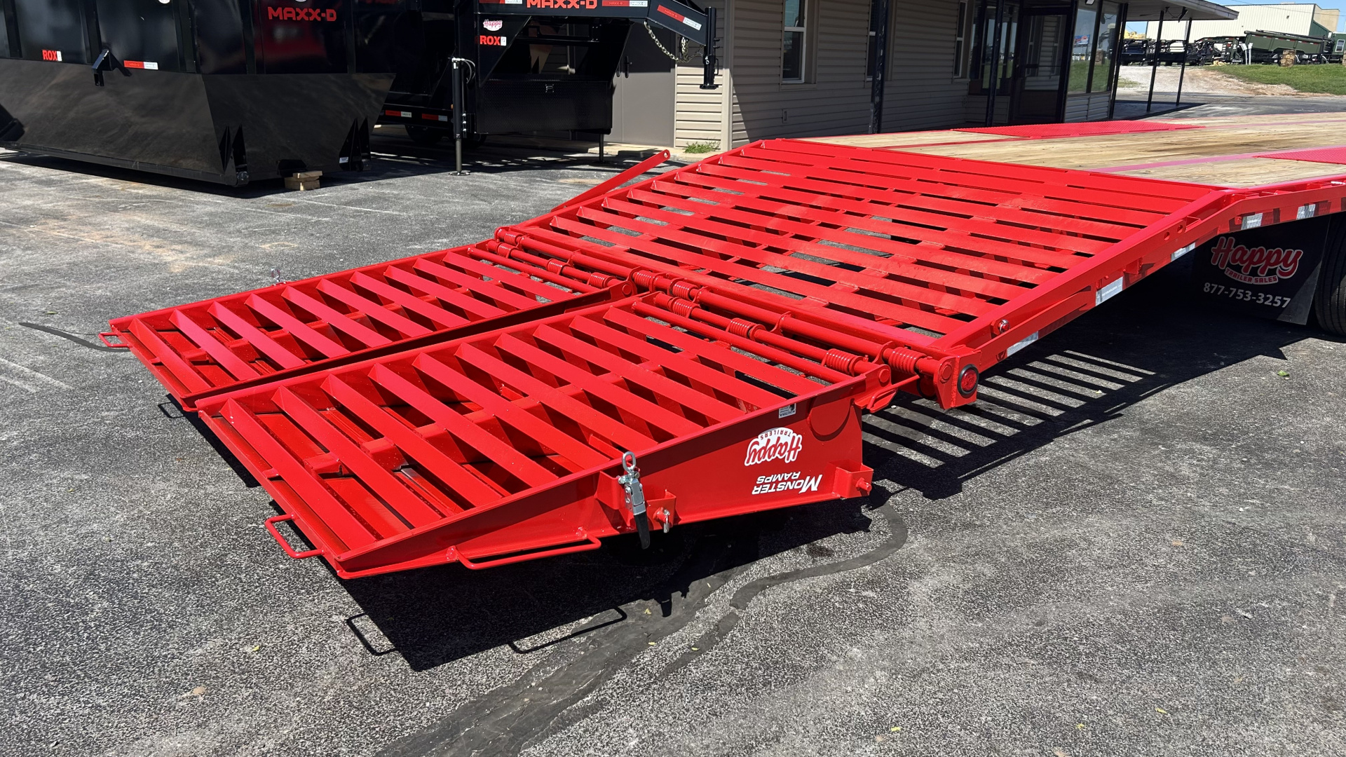 New 2026 PJ 102"x40' GN Low-Pro Flatbed w/ Duals - LD