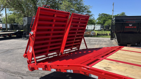 New 2026 PJ 102"x40' GN Low-Pro Flatbed w/ Duals - LD