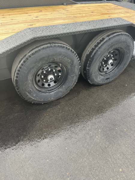 New 2026 MAXX-D T6B10220 Equipment Trailer