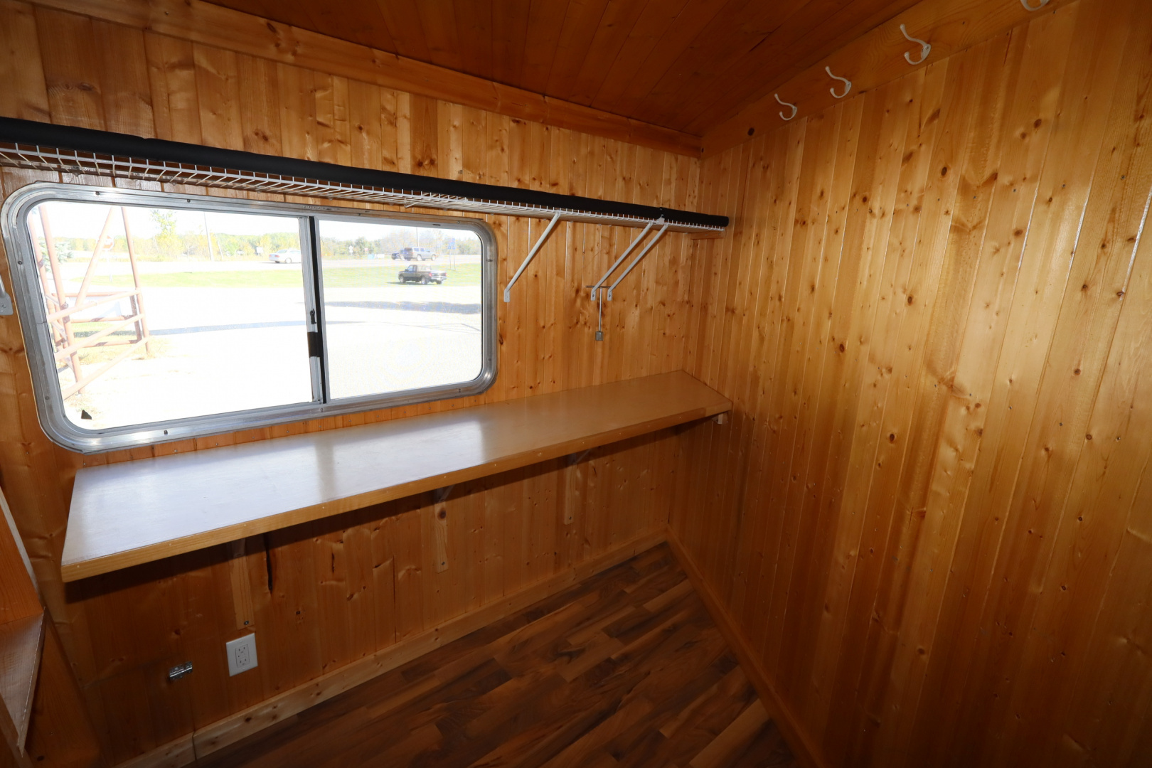 Used 2002 Exiss Trailers 5 Horse Gooseneck Horse Trailer