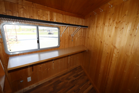 Used 2002 Exiss Trailers 5 Horse Gooseneck Horse Trailer