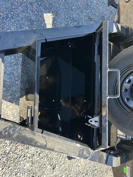 New 2026 MAXXD 102"X24' 15K Flatbed Trailer