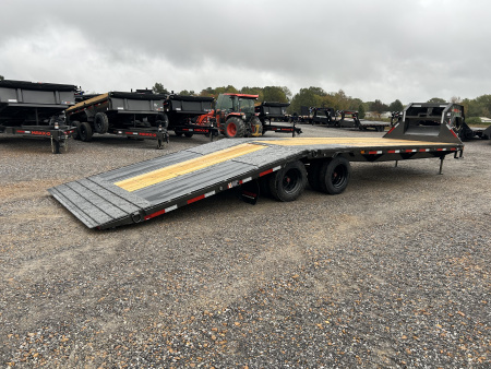 New 2026 MAXXD Gooseneck Trailer | 32' x 102' 30K GVWR