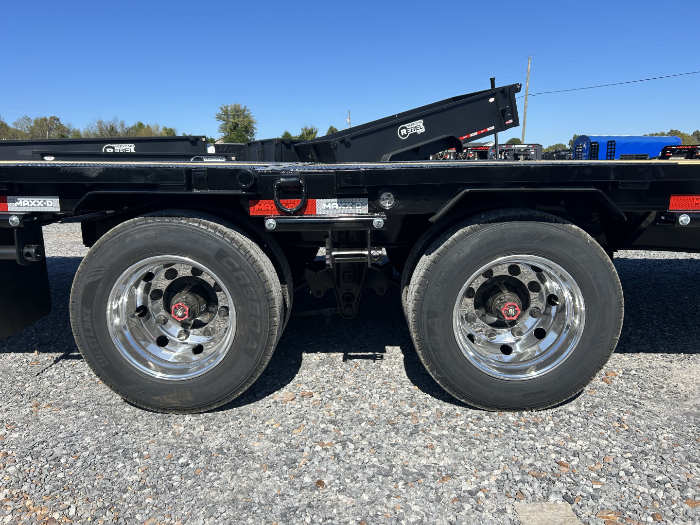 New 2026 MAXXD Gooseneck Trailer | 40' x 102' 30K GVWR