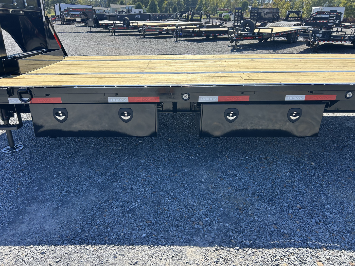 New 2026 MAXXD Gooseneck Trailer | 40' x 102' 30K GVWR