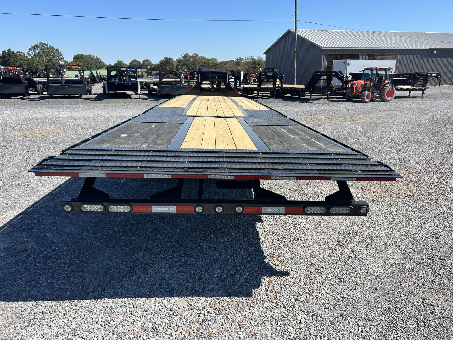 New 2026 MAXXD Gooseneck Trailer | 40' x 102' 30K GVWR