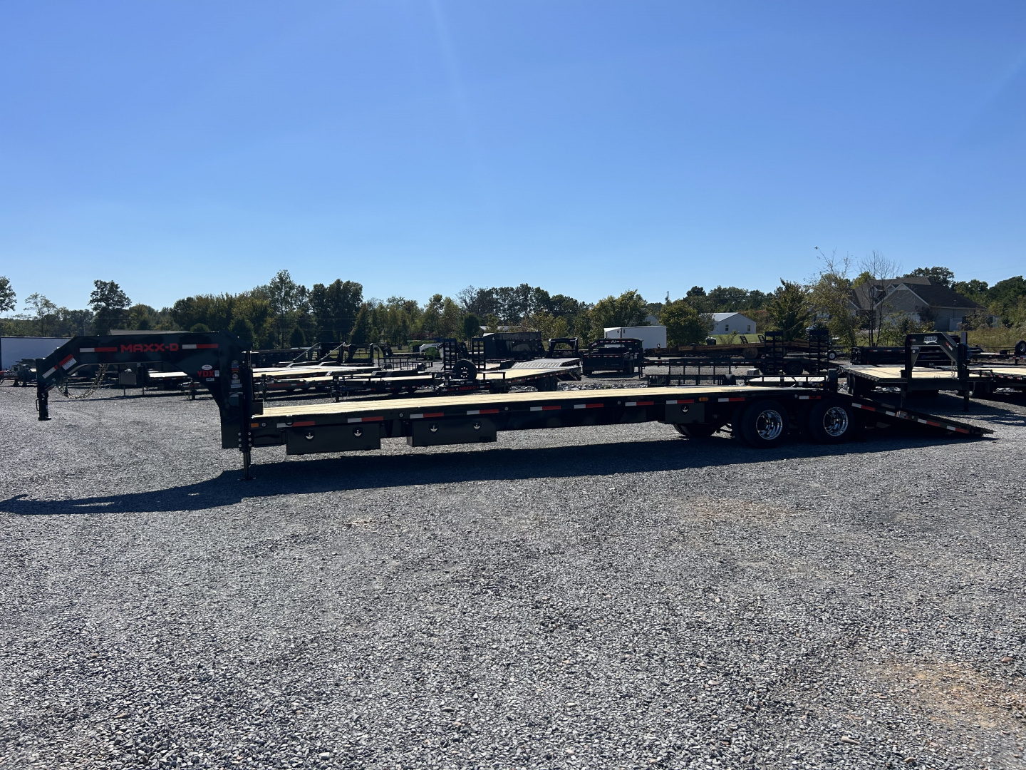 New 2026 MAXXD Gooseneck Trailer | 40' x 102' 30K GVWR