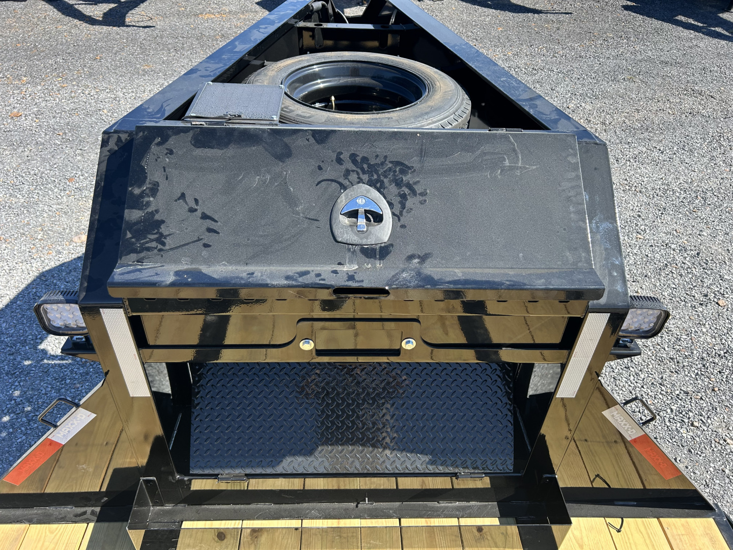 New 2026 MAXXD Gooseneck Trailer | 40' x 102' 30K GVWR