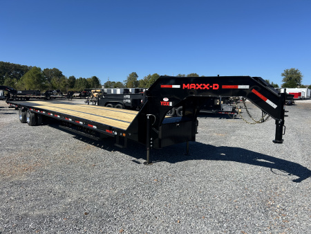 New 2026 MAXXD Gooseneck Trailer | 40' x 102' 30K GVWR