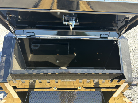 New 2026 MAXXD Gooseneck Trailer | 40' x 102' 30K GVWR
