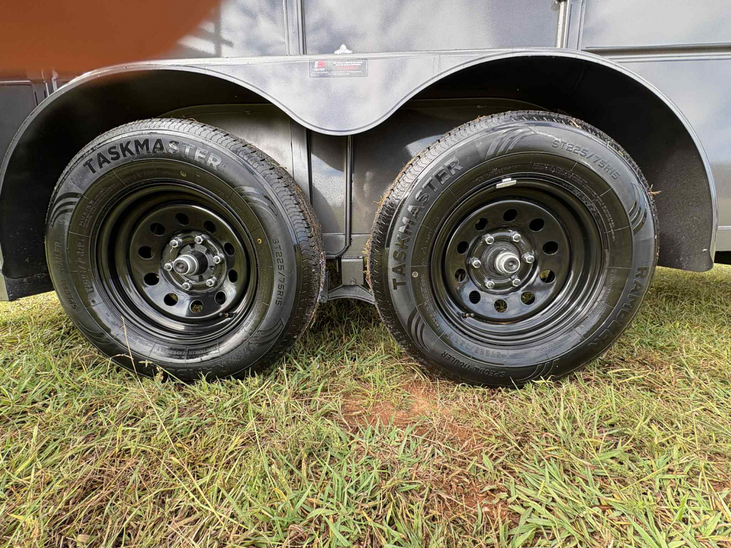 New 2026 Delta Mfg 16' STOCK BUMPER PULL Horse Trailer