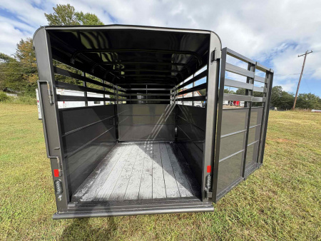 New 2026 Delta Mfg 16' STOCK BUMPER PULL Horse Trailer