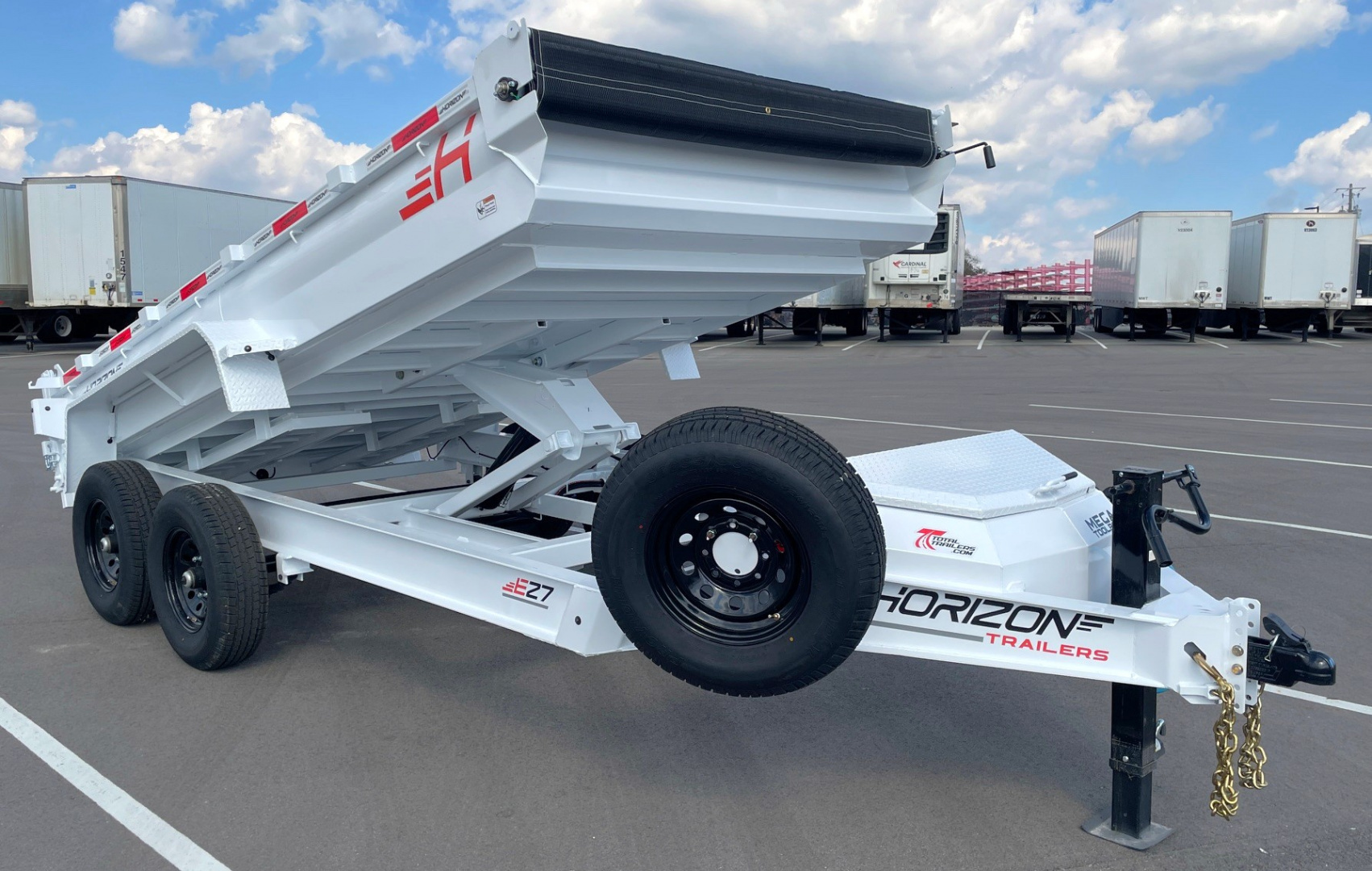 New Horizon 14'x 83" EZ7 WHITE Dump Trailer 14,000 GVWR, Spare, Ramps