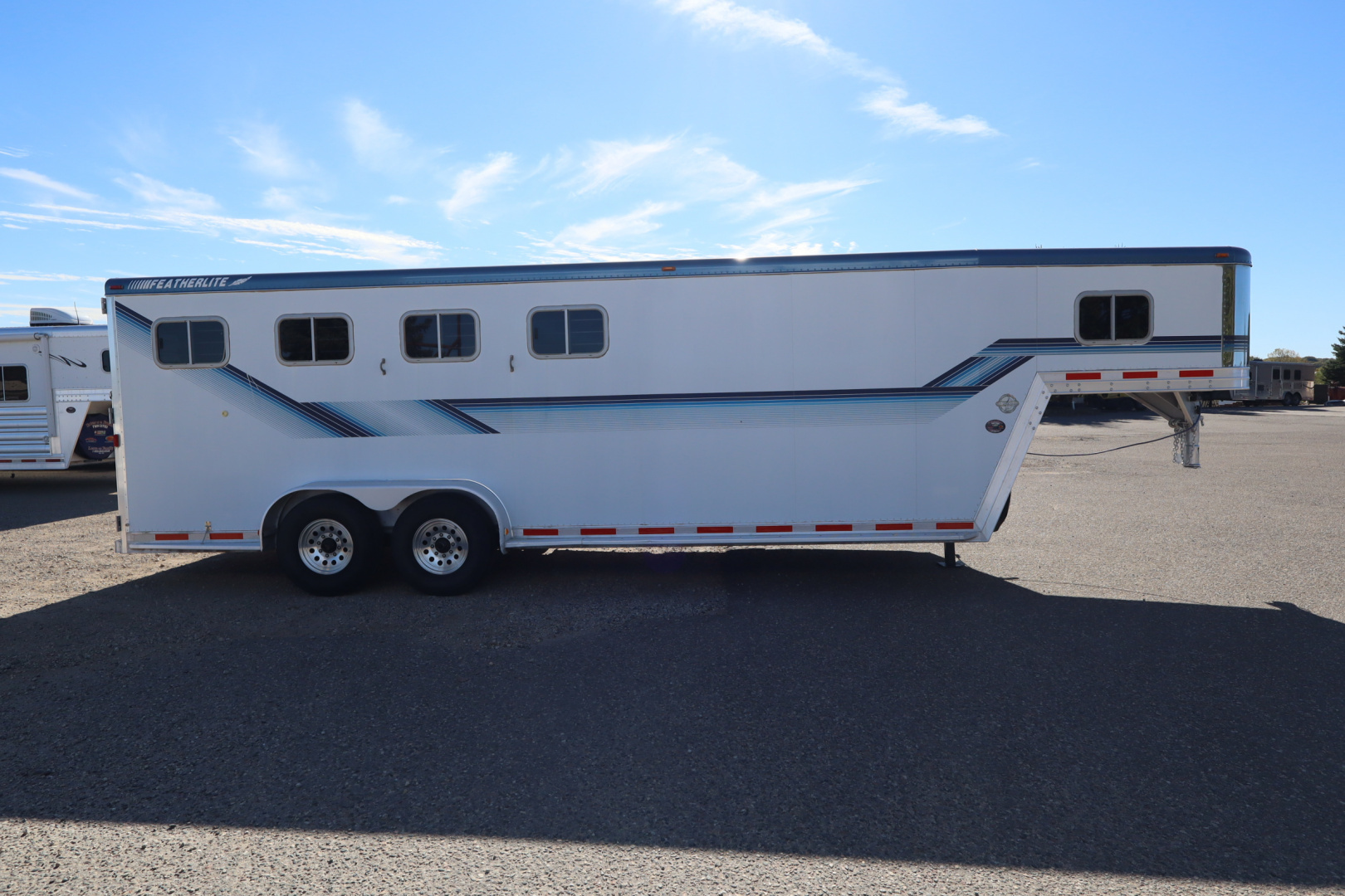 Used 1998 Featherlite Trailers 4 Horse Gooseneck Horse Trailer