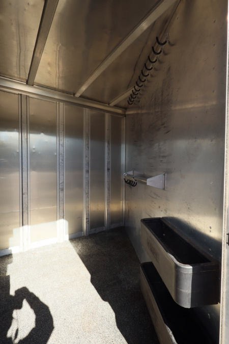 Used 1998 Featherlite Trailers 4 Horse Gooseneck Horse Trailer