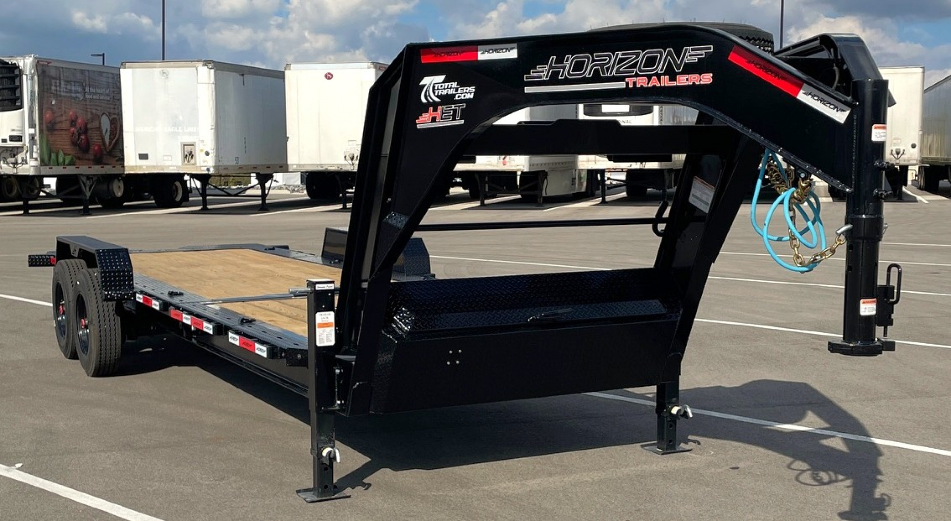 New Horizon HET 24'x 82" Gooseneck Gravity Tilt Equipment Trailer 22,400 GVWR
