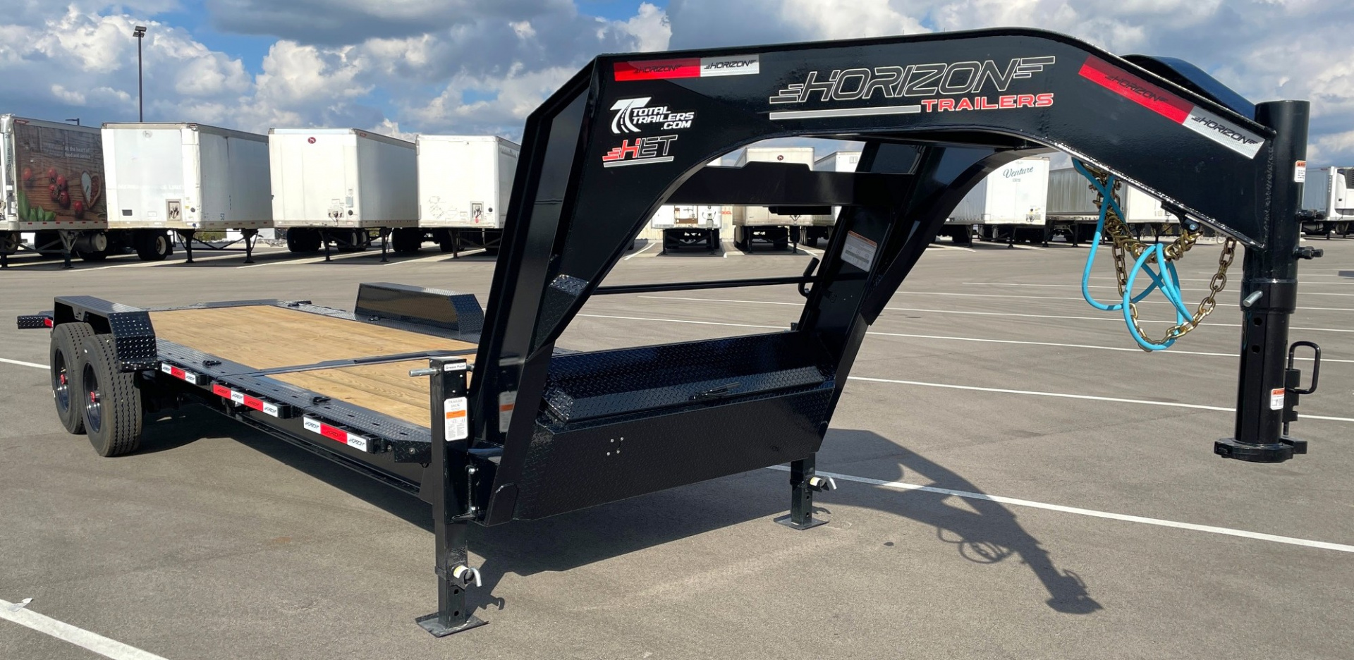 New Horizon HET 24'x 82" Gooseneck Gravity Tilt Equipment Trailer 22,400 GVWR
