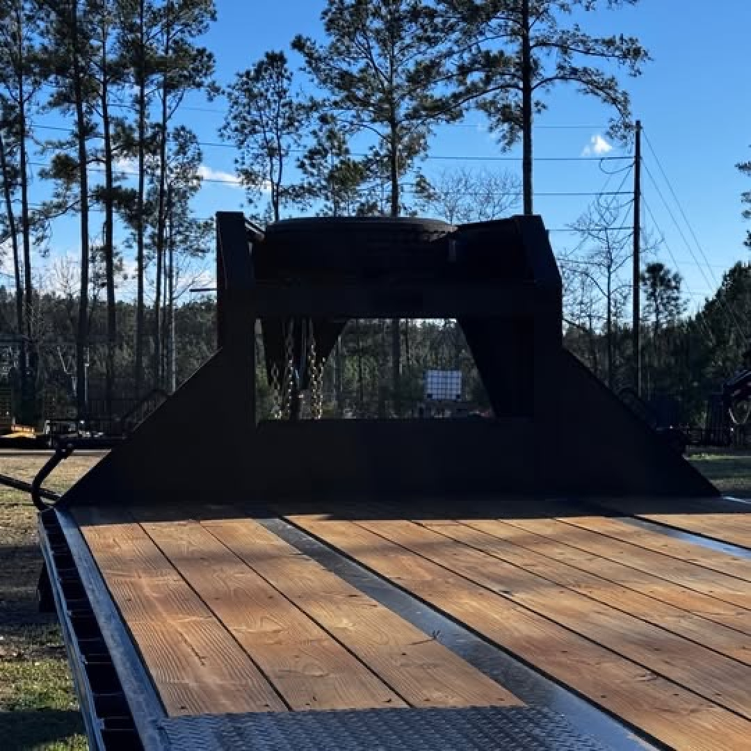 New 2026 Dura-Haul 8x25 24k deckover gooseneck