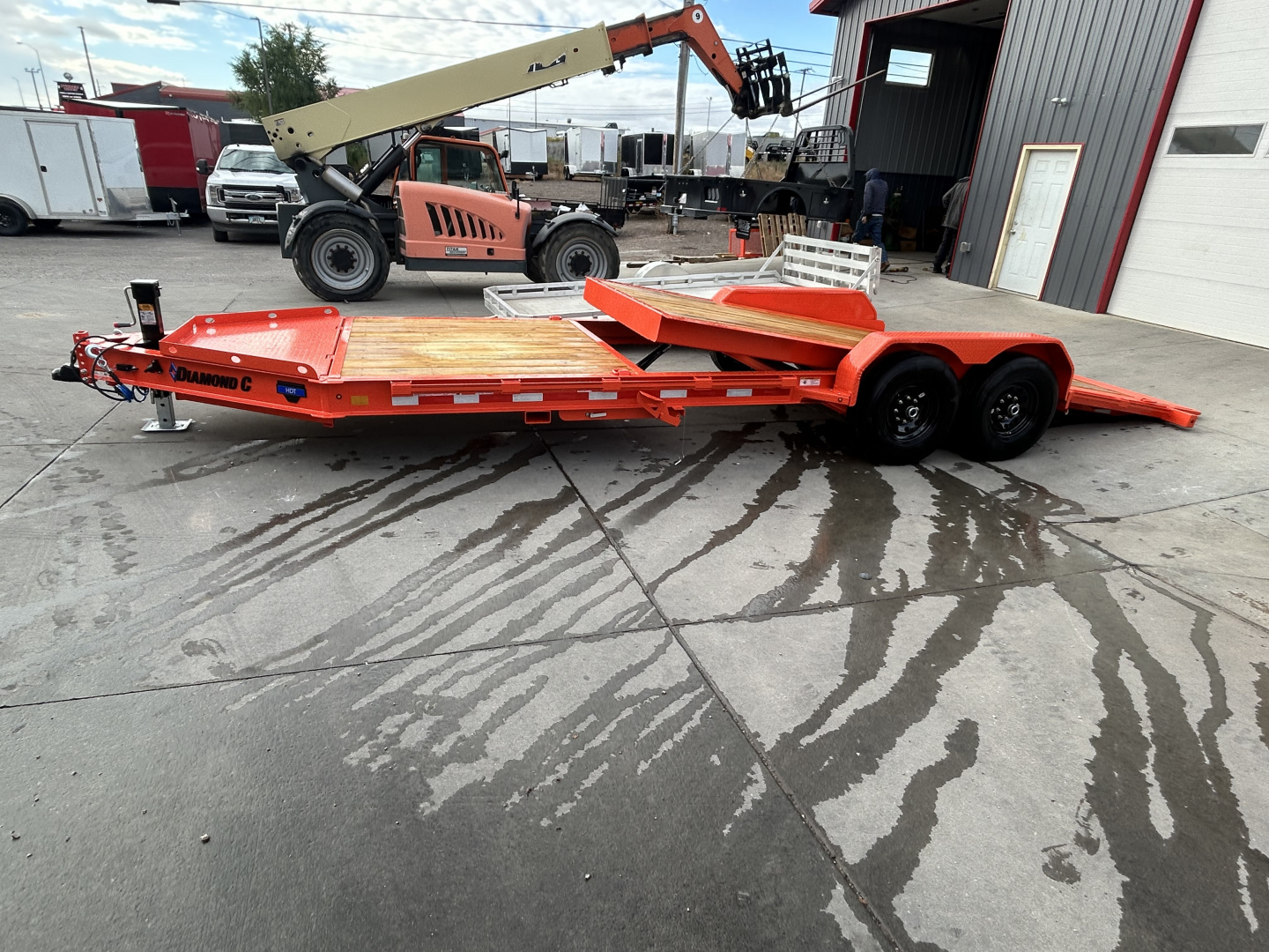 New 2026 Diamond C Trailers HDT207 22X82 Tilt Trailer