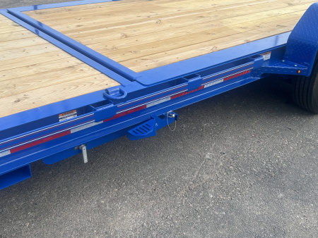 New 2026 Diamond C Trailers HDT207 22X82 Tilt Trailer