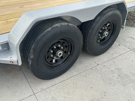 New 2026 Diamond C Trailers HDT207 22X82 Tilt Trailer