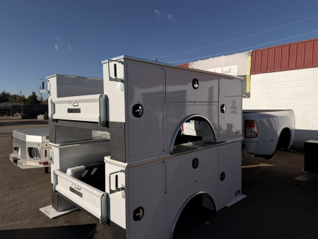 New 2026 CM Truck Beds CMG 98/78VVSSMLG2M