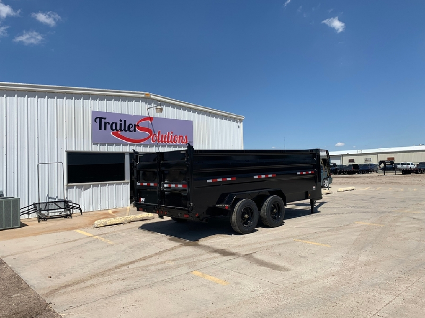 New 2026 PJ TRAILERS 16' X 83" X 48" Sides With 2 10000LB Torsion Axles Dump Trailer